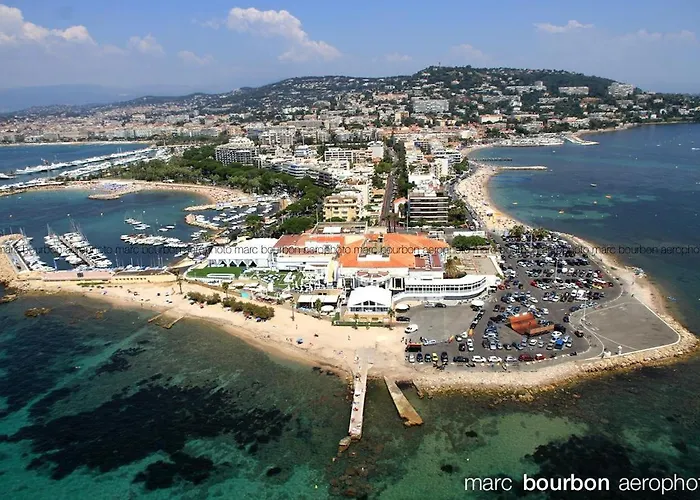 D'hotes Bellevue * カンヌ