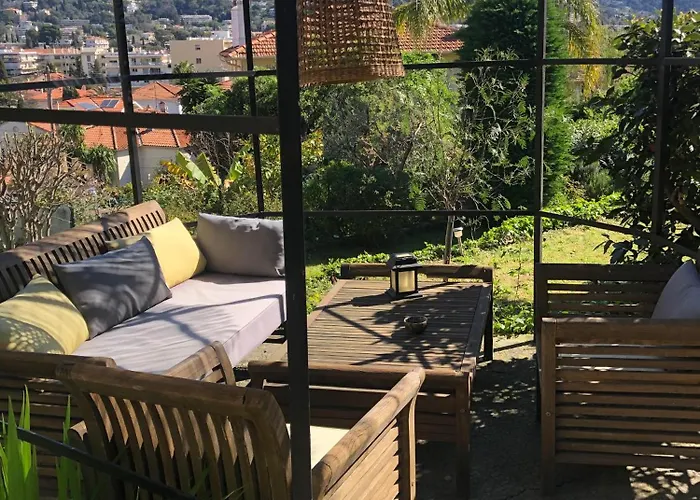 D'hotes Bellevue Bed & Breakfast